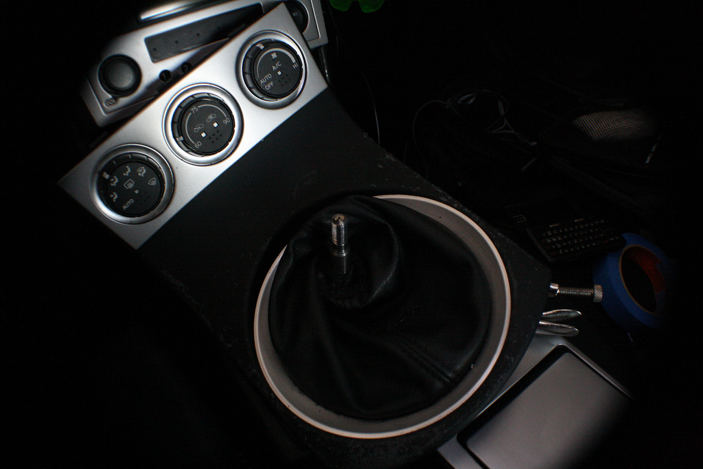 2005 Nissan 350z shift knob #3