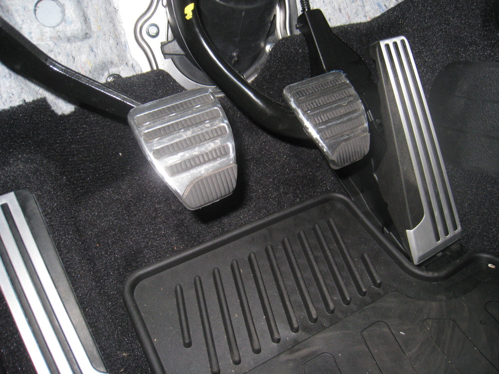 clutch pedal travel