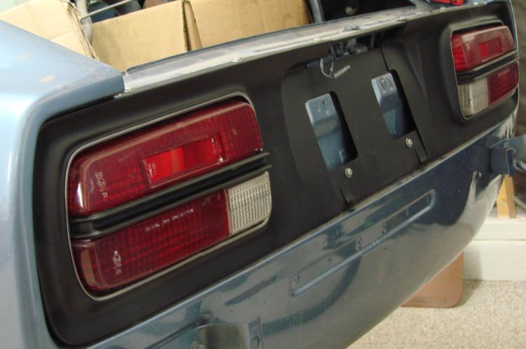 240Z taillight panel