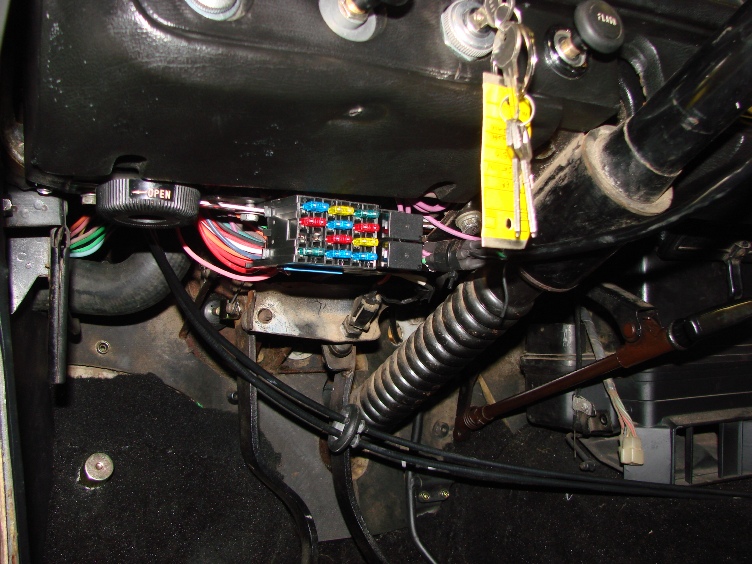 Datsun 510 universal wiring harness