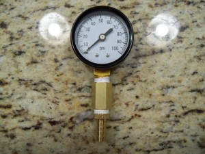 Fuel pressure gauge assembled