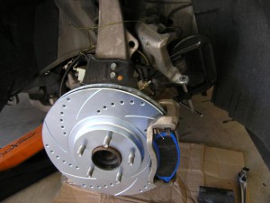 Replace_G35_brakes (9)